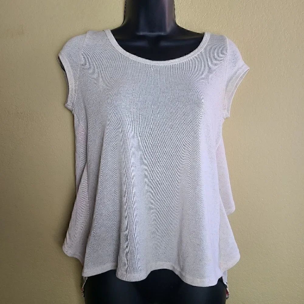 Blushed Split Printed Back T-shirt